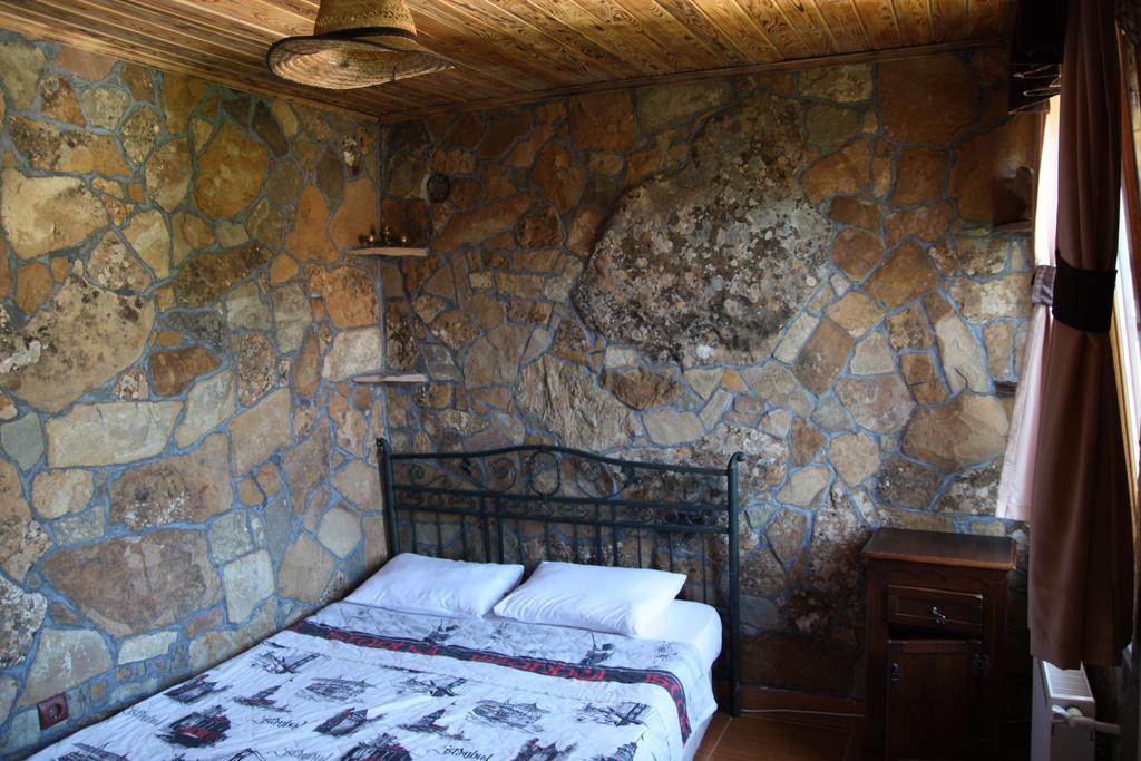 Uysallar Koy Evi İmroz Camera foto